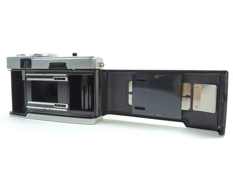 Olympus Trip 35 - Late in lunar grey leather