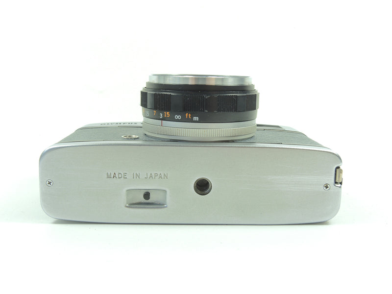 Olympus Trip 35 - Late in lunar grey leather