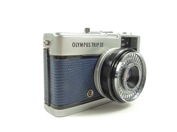 Early Olympus Trip 35 in navy blue lizard cowhide leather - Patina