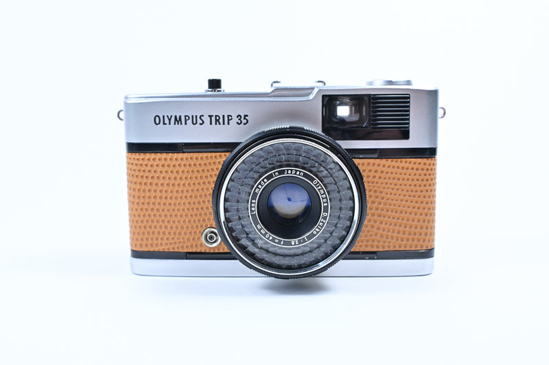 Olympus Trip 35 - Late - bespoke leather – Trip Man