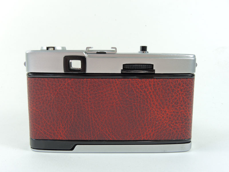 Olympus Trip 35 - Late in Wine Red Cowhide Leather