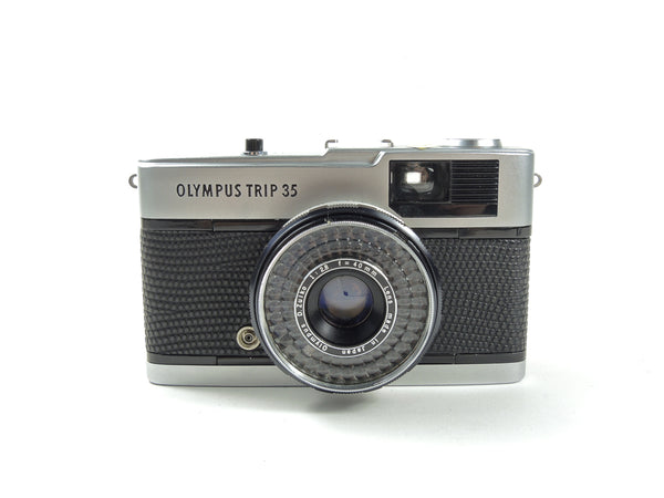 Olympus Trip 35 - Late in black lizard cowhide leather