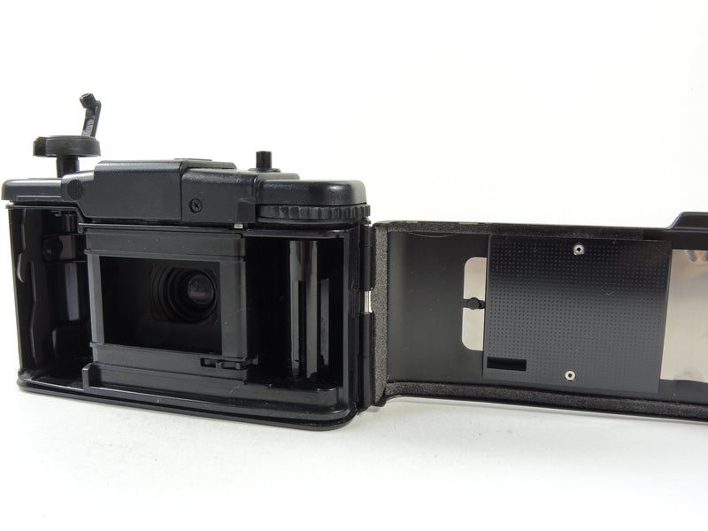 Olympus XA1
